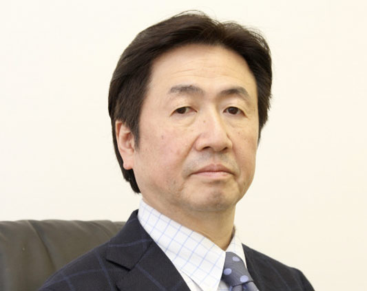 真鍋 厚史